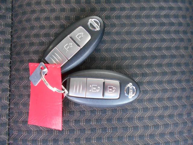 ノート e-パワー メダリスト メモリーナビ フルセグTV 衝突軽減ブレーキ スマートキー プッシュスタート Bluetooth LEDライト 15インチアルミホイール ETC 電動格納ミラー(19枚目)