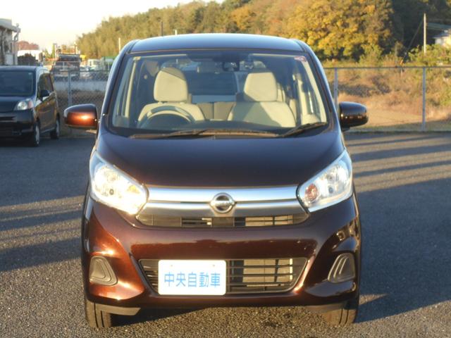 デイズ Ｊ　衝突軽減ブレーキ　キーレス　エアコン　パワステ　パワーウィンドウ　ＡＢＳ　電動格納ミラー　プライバシーガラス（3枚目）