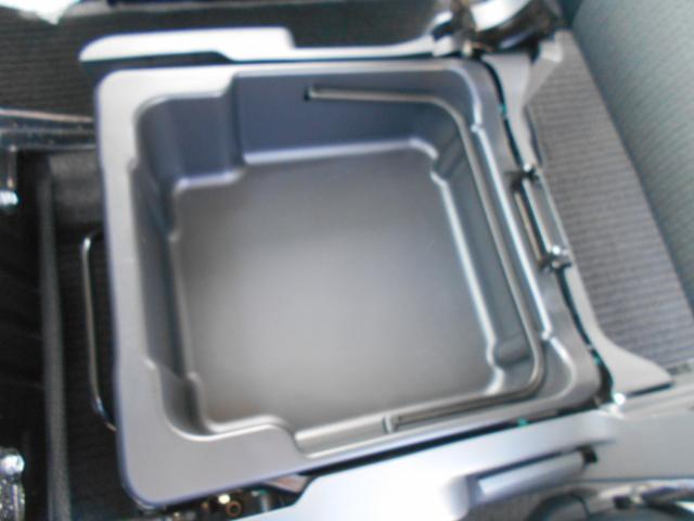 デリカD:2 S HDDナビ フルセグTV バックカメラ 衝突軽減システム 両側パワースライドドア スマートキー プッシュスタート オートクルーズコントロール ETC 電動格納ミラー 15インチアルミホイール(39枚目)