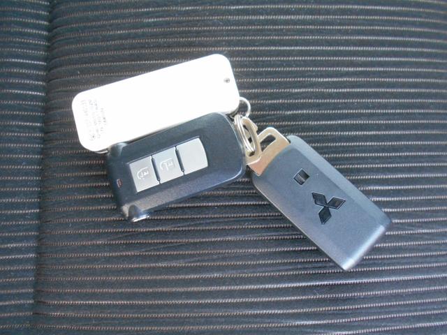 ｅＫスペースカスタム カスタムＴ　ｅ－アシスト　メモリーナビ　フルセグＴＶ　バックカメラ　衝突軽減ブレーキ　両側パワースライドドア　スマートキー　プッシュスタート　アイドリングストップ　１５インチアルミホイール　ＥＴＣ　ＨＩＤライト（18枚目）