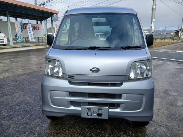 ピクシスバン デラックス　ＥＴＣ　ナビ　バックカメラ　後席両側スライドドア　ＡＢＳ　エアコン　パワーウィンドウ　パワーステアリング　運転席助手席エアバック（2枚目）