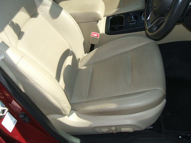 レガシィアウトバック リミテッド アイサイト パワーゲート レザーシート パワーシート シートヒーター ハンドルヒーター 純正ナビ 地デジテレビ バックカメラ ドラレコ ETC(23枚目)