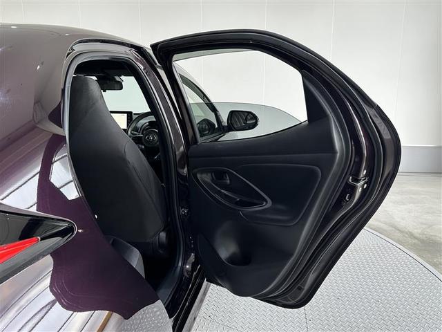 ヤリス Ｇ　カーナビ　点検記録簿　Ｂカメラ　エアコン　スマートキー＆プッシュスタート　ＬＥＤヘッド　メモリーナビゲーション　イモビ　横滑り防止システム　クルーズＣ　ＡＢＳ　パワーウィンドウ　１オーナー　エアバッグ（26枚目）