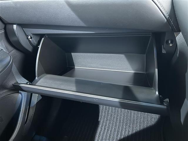 ハリアーハイブリッド Ｚ　地上デジタル　衝突被害軽減　サイドエアバッグ　ＬＥＤランプ　Ｂモニタ　クルコン　ナビＴＶ　横滑り防止装置　スマートキー　盗難防止システム　ＡＢＳ　アルミ　ＥＴＣ付　エアバッグ　ＡＡＣ　キーレス　ＡＵＸ（22枚目）