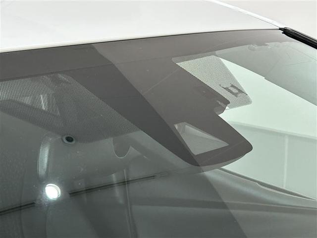 プリウス A 衝突軽減ブレーキシステム Bモニタ 記録簿有 LEDヘッド クルーズコントロール セキュリティー スマートキー パワーステアリング ETC アルミホイル オートエアコン SRS ABS キーレス(4枚目)