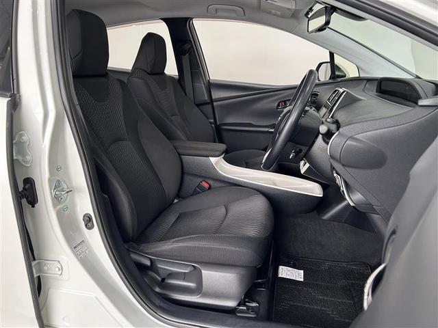 プリウス A 衝突軽減ブレーキシステム Bモニタ 記録簿有 LEDヘッド クルーズコントロール セキュリティー スマートキー パワーステアリング ETC アルミホイル オートエアコン SRS ABS キーレス(7枚目)