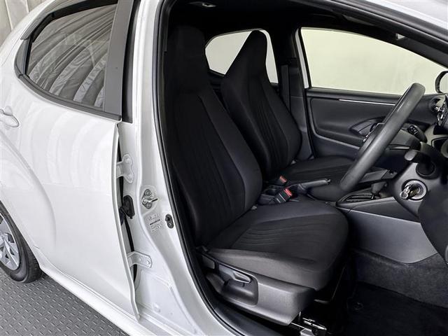 ヤリス ハイブリッドＸ　カーテンエアバッグ　イモビライザー　バックモニター　ワイヤレスキー　ＡＢＳ　ナビ　オートクルーズ　ミュージックプレイヤー接続可　Ｗエアバック　パワーウィンドウ　オートエアコン　ＥＴＣ　エアバック（9枚目）