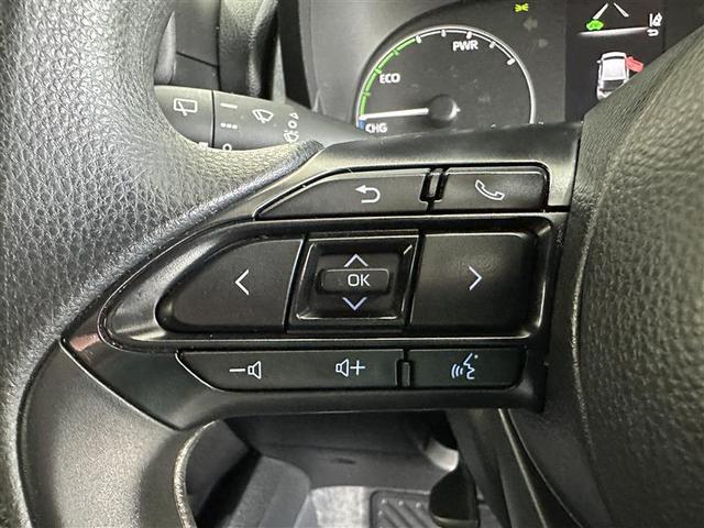 ヤリス ハイブリッドＸ　カーテンエアバッグ　イモビライザー　バックモニター　ワイヤレスキー　ＡＢＳ　ナビ　オートクルーズ　ミュージックプレイヤー接続可　Ｗエアバック　パワーウィンドウ　オートエアコン　ＥＴＣ　エアバック（12枚目）