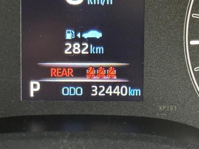 ヤリス ハイブリッドＸ　カーテンエアバッグ　イモビライザー　バックモニター　ワイヤレスキー　ＡＢＳ　ナビ　オートクルーズ　ミュージックプレイヤー接続可　Ｗエアバック　パワーウィンドウ　オートエアコン　ＥＴＣ　エアバック（15枚目）