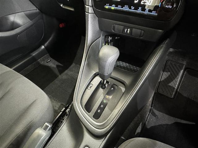 ヤリス ハイブリッドＸ　カーテンエアバッグ　イモビライザー　バックモニター　ワイヤレスキー　ＡＢＳ　ナビ　オートクルーズ　ミュージックプレイヤー接続可　Ｗエアバック　パワーウィンドウ　オートエアコン　ＥＴＣ　エアバック（22枚目）