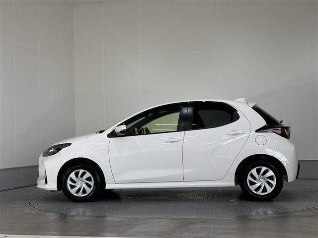 ヤリス ハイブリッドＸ　カーテンエアバッグ　イモビライザー　バックモニター　ワイヤレスキー　ＡＢＳ　ナビ　オートクルーズ　ミュージックプレイヤー接続可　Ｗエアバック　パワーウィンドウ　オートエアコン　ＥＴＣ　エアバック（36枚目）