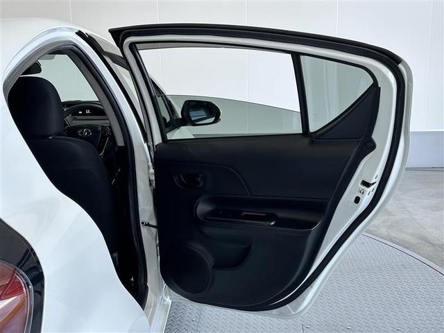 アクア S スマートキープッシュスタート キーレスエントリ LEDヘッドライト フルセグ地デジ イモビ ナビ&TV ワンオーナー車 オートエアコン デュアルエアバック ESC Bカメラ パワーウィンドウ ETC(25枚目)