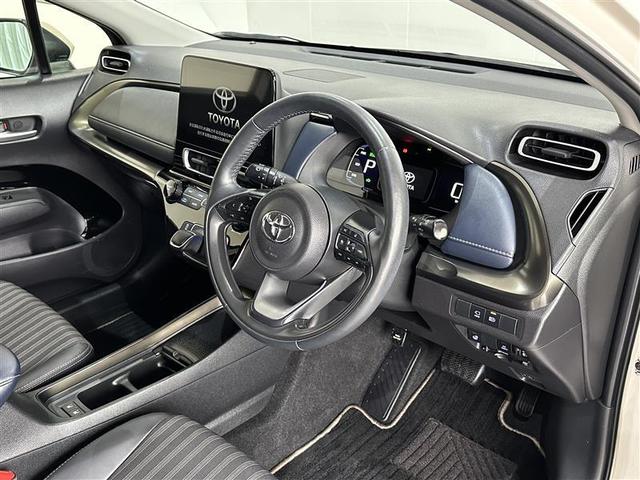 アクア Ｚ　ＬＥＤヘッドライト　スマートキー　１００Ｖ電源　イモビライザー　アルミホイール　オートクルーズコントロール　点検記録簿　エアコン　ＥＳＣ　ナビ　カーテンエアバッグ　ＥＴＣ　キーレス　パワーウインドウ（7枚目）