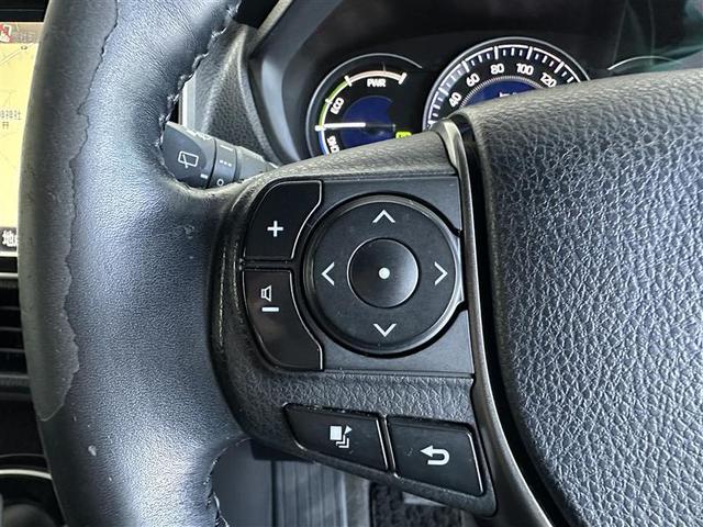 エスクァイア ハイブリッドＧｉ　プレミアムパッケージ　地上デジタル　衝突被害軽減　ＬＥＤライト　１オナ　Ｂカメラ　クルコン　スマートキー　メモリナビ　ナビ＆ＴＶ　キーレス　盗難防止装置　ＤＶＤ再生　ＡＢＳ　３列シート　ＥＴＣ　記録簿有　アルミ　両自動ドア（14枚目）