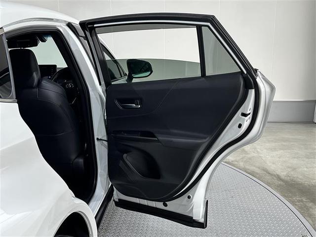 ハリアー Z レザーパッケージ 点検記録簿 イモビ バックモニター プリクラッシュセーフティ ナビ&TV LEDヘッド 1オーナー クルコン 横滑防止装置 メディアプレイヤー接続 地デジTV レザーシート 4WD スマートキー(28枚目)