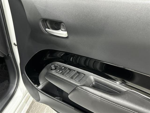 アクア Ｇ　ワンオーナ　ＶＳＣ　衝突軽減ブレーキ　バックモニター　ＬＥＤ　クルーズコントロール　スマートキー　ＥＴＣ車載器　パワーウィンドウ　イモビライザー　サイドエアバック　キーフリーシステム　オートエアコン（9枚目）