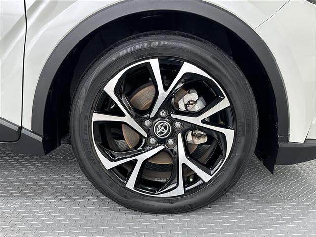 C-HR G-T 衝突被害軽減ブレーキ フルセグ地デジ LEDヘッドランプ 盗難防止システム アルミホイール オートクルーズコントロール メモリーナビ バックカメラ DVD ETC車載器 ナビ&TV スマートキー(7枚目)