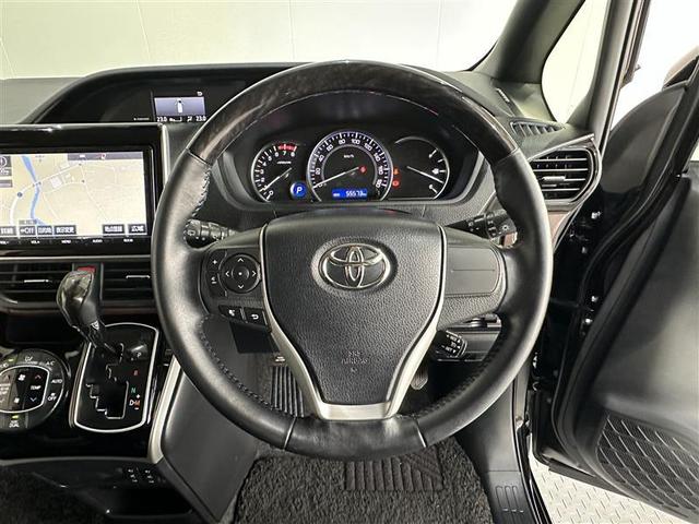 エスクァイア Ｇｉ　エアロ付き　両側Ｐドア　ウォークスルー　１オナ　スマートキーＰスタート　リアカメラ　アイドリングＳＴＯＰ　ＥＴＣ車載器　オートエアコン　イモビライザー　オートクルーズコントロール　キーレス　ナビＴＶ（12枚目）