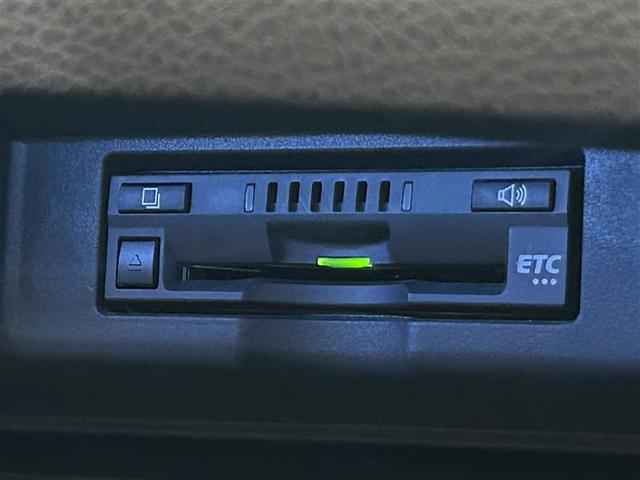 ハリアー プレミアム　メタル　アンド　レザーパッケージ　横滑り防止機能　メモリナビ　プリクラッシュセーフティー　レザーシート　キーレス　アルミホイール　ＡＢＳ　地デジ　バックガイドモニター　クルーズコントロール　ワンオーナー　盗難防止装置　パワーシート（25枚目）