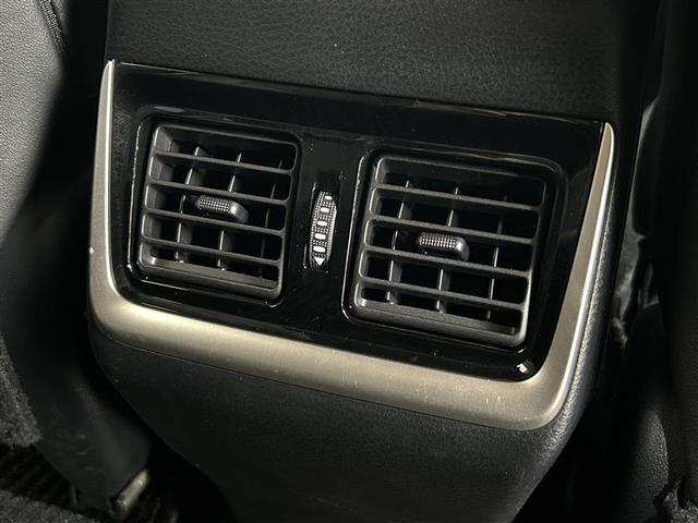 ハリアー プレミアム　メタル　アンド　レザーパッケージ　横滑り防止機能　メモリナビ　プリクラッシュセーフティー　レザーシート　キーレス　アルミホイール　ＡＢＳ　地デジ　バックガイドモニター　クルーズコントロール　ワンオーナー　盗難防止装置　パワーシート（28枚目）