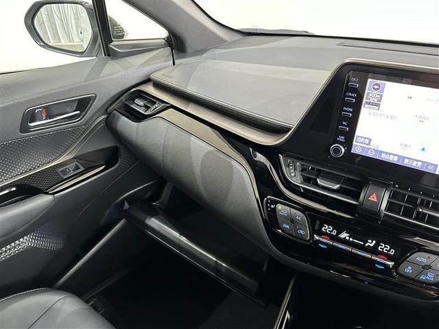 C-HR G モード ネロ セーフティプラスIII プリクラッシュセーフティ 盗難防止装置 LEDヘッドライト キーレス 半革 クルコン 定期点検記録簿 メモリーナビ ETC スマートキー ミュージックプレイヤー接続可 ワンオーナー バックカメラ(23枚目)