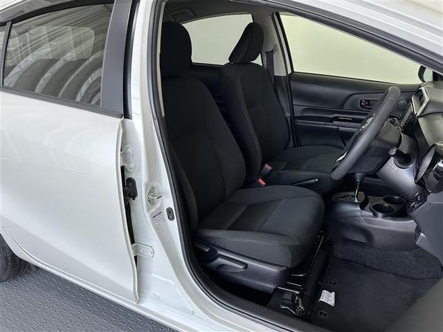 アクア Sスタイルブラック AUX端子 記録簿あり バックモニタ- ナビTV イモビライザー スマートキープッシュスタート ETC付き Wエアバッグ キーフリ メモリーナビゲーション 横滑り防止装置付き 1セグ ABS PS(9枚目)