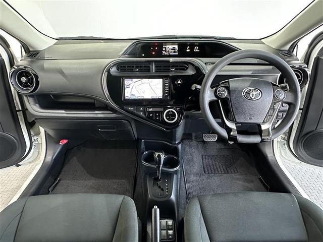 アクア Sスタイルブラック AUX端子 記録簿あり バックモニタ- ナビTV イモビライザー スマートキープッシュスタート ETC付き Wエアバッグ キーフリ メモリーナビゲーション 横滑り防止装置付き 1セグ ABS PS(11枚目)