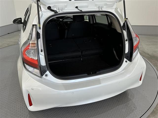 アクア Sスタイルブラック AUX端子 記録簿あり バックモニタ- ナビTV イモビライザー スマートキープッシュスタート ETC付き Wエアバッグ キーフリ メモリーナビゲーション 横滑り防止装置付き 1セグ ABS PS(28枚目)