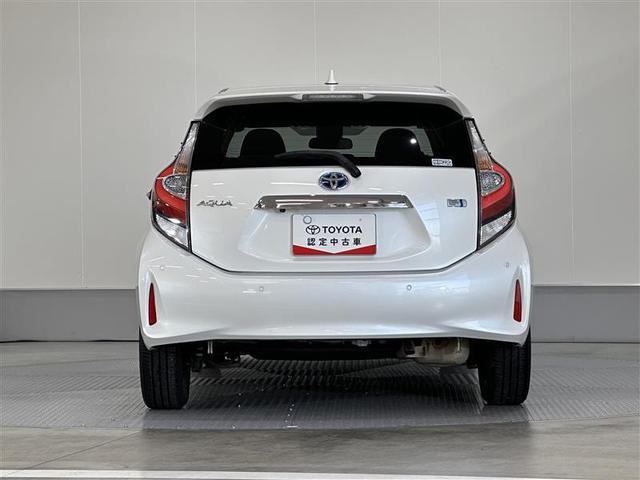 アクア Sスタイルブラック AUX端子 記録簿あり バックモニタ- ナビTV イモビライザー スマートキープッシュスタート ETC付き Wエアバッグ キーフリ メモリーナビゲーション 横滑り防止装置付き 1セグ ABS PS(32枚目)