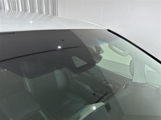 アルファードハイブリッド ＳＲ　Ｃパッケージ　点検記録簿　ワンオナ　バックモニター　オートエアコン　ＬＥＤ　横滑り防止機能　ＡＢＳ　イモビ　アルミ　ドライブレコーダー　ナビ＆ＴＶ　４ＷＤ　ミュージックプレイヤー接続可　３列シート　メモリーナビ（5枚目）