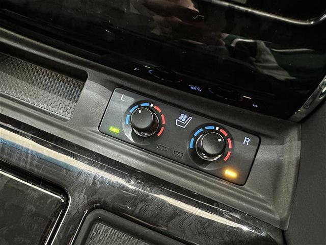 アルファードハイブリッド ＳＲ　Ｃパッケージ　点検記録簿　ワンオナ　バックモニター　オートエアコン　ＬＥＤ　横滑り防止機能　ＡＢＳ　イモビ　アルミ　ドライブレコーダー　ナビ＆ＴＶ　４ＷＤ　ミュージックプレイヤー接続可　３列シート　メモリーナビ（20枚目）