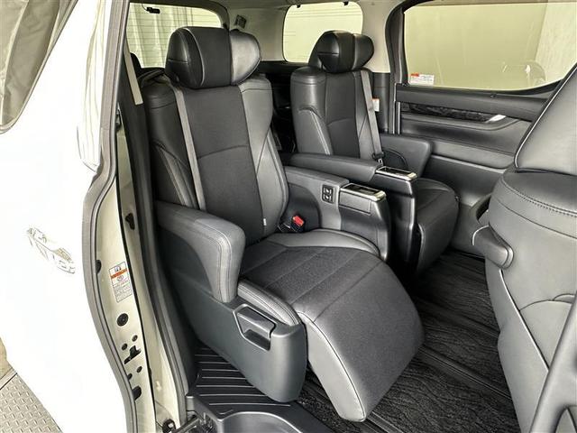 アルファードハイブリッド ＳＲ　Ｃパッケージ　点検記録簿　ワンオナ　バックモニター　オートエアコン　ＬＥＤ　横滑り防止機能　ＡＢＳ　イモビ　アルミ　ドライブレコーダー　ナビ＆ＴＶ　４ＷＤ　ミュージックプレイヤー接続可　３列シート　メモリーナビ（28枚目）