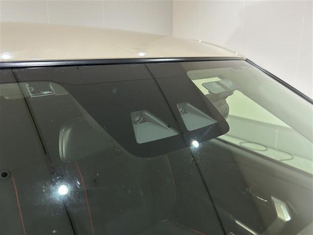 ライズ Ｚ　誤発進抑制機能　エアコン　スマートキー＆プッシュスタート　地デジＴＶ　ドライブレコーダ　ＶＳＡ　盗難防止装置　アイドリングストップ機能　クルコン　バックモニター　ナビ＆ＴＶ　ＬＥＤヘッドライト　ＡＢＳ（3枚目）