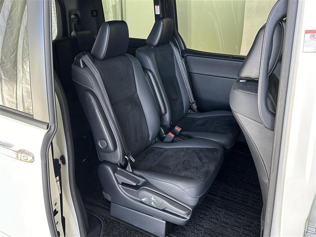 ヴォクシー ZS 煌III プリクラッシュ スマートキ アイスト DVD再生機能 記録簿付き 横滑り防止装置 ナビTV アルミ 三列シート WAC 盗難防止 オートエアコン キーレス ETC装備 パワステ メモリナビ クルコン(27枚目)