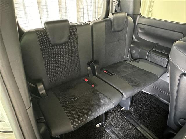 ヴォクシー ZS 煌III プリクラッシュ スマートキ アイスト DVD再生機能 記録簿付き 横滑り防止装置 ナビTV アルミ 三列シート WAC 盗難防止 オートエアコン キーレス ETC装備 パワステ メモリナビ クルコン(28枚目)