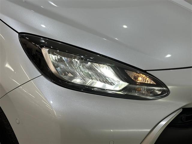 アクア Ｇ　ワンオーナ　ＶＳＣ　衝突軽減ブレーキ　メモリナビ　バックモニター　ＬＥＤ　クルーズコントロール　スマートキー　ＥＴＣ車載器　ＡＣ１００Ｖ　ナビ　パワーウィンドウ　イモビライザー　サイドエアバック　ＰＳ（6枚目）