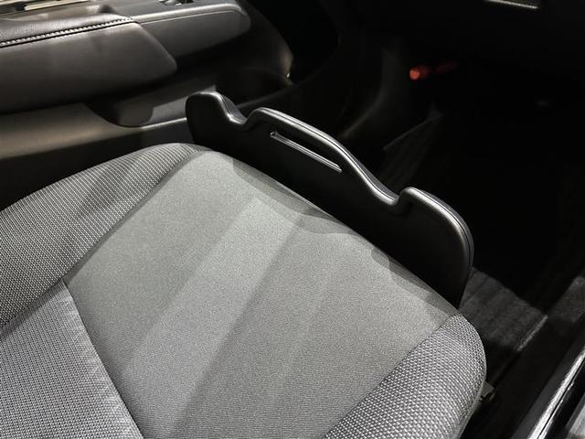 アクア Ｇ　ワンオーナ　ＶＳＣ　衝突軽減ブレーキ　メモリナビ　バックモニター　ＬＥＤ　クルーズコントロール　スマートキー　ＥＴＣ車載器　ＡＣ１００Ｖ　ナビ　パワーウィンドウ　イモビライザー　サイドエアバック　ＰＳ（12枚目）