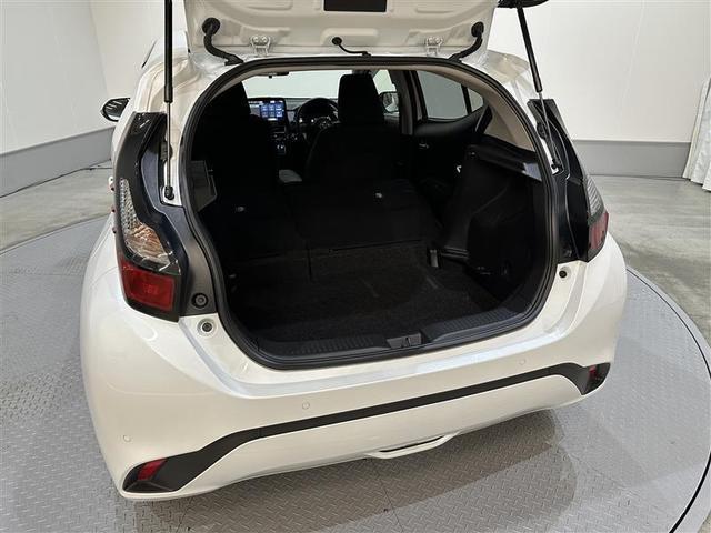 アクア Ｇ　ワンオーナ　ＶＳＣ　衝突軽減ブレーキ　メモリナビ　バックモニター　ＬＥＤ　クルーズコントロール　スマートキー　ＥＴＣ車載器　ＡＣ１００Ｖ　ナビ　パワーウィンドウ　イモビライザー　サイドエアバック　ＰＳ（33枚目）