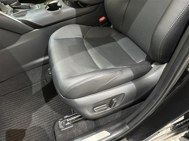 ハリアー Ｚ　レザーパッケージ　スマキ　エアロ　追突防止　フルセグテレビ　バックモニター　本革シート　アルミ　横滑り防止機能　Ｐシート　整備記録簿　オートクルーズコントロール　ＡＵＸ　ＬＥＤヘッドライト　盗難防止システム　エアコン（10枚目）