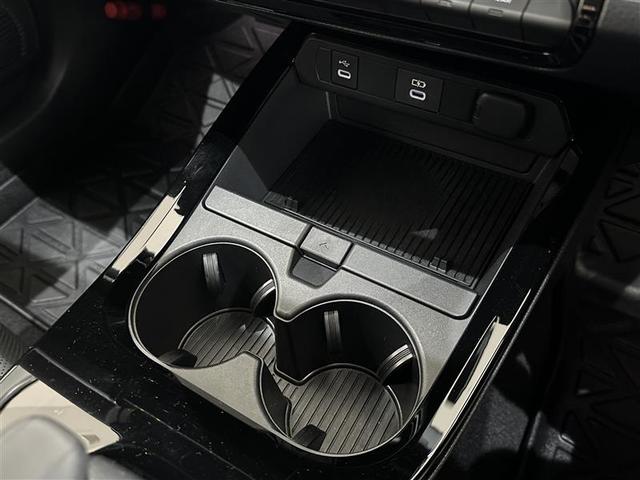 プリウス Ｚ　リアカメラ　プリクラッシュ　ＰＷシート　１オーナ　エアロ　メモリナビ　ＡＣ１００Ｖ電源　ＬＥＤランプ　ナビ・ＴＶ　オートクルーズ　アルミホイール　ＡＣ　運転席エアバッグ　横滑り防止装置　ＥＴＣ付（24枚目）