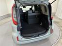 ワゴンならではの広々としたラゲージスペースを備えています。ライフスタイルに合わせていろいろな物を積み込めます！