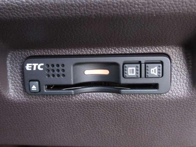 G・ホンダセンシング メモリーナビ・バックカメラ・ETC 両側電動スライドドア スマートキー 盗難防止システム 横滑り防止装置 アルミホイール 3列シート フルセグ ミュージックサーバー ミュージックプレイヤー接続可(16枚目)