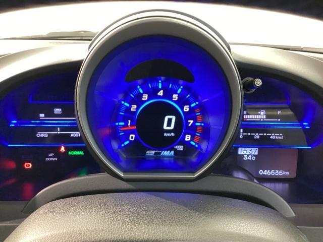 ＣＲ－Ｚ α　６Ｍ／Ｔ・オーディオレス・ＥＴＣ・盗難防止装置・禁煙車・ワンオーナー・ＶＳＡ・Ｗエアバック・ＨＩＤヘッドライト・オートＡ／Ｃ・フォグライト・クルーズコントロール・取扱説明書・記録簿・スペアキー（14枚目）
