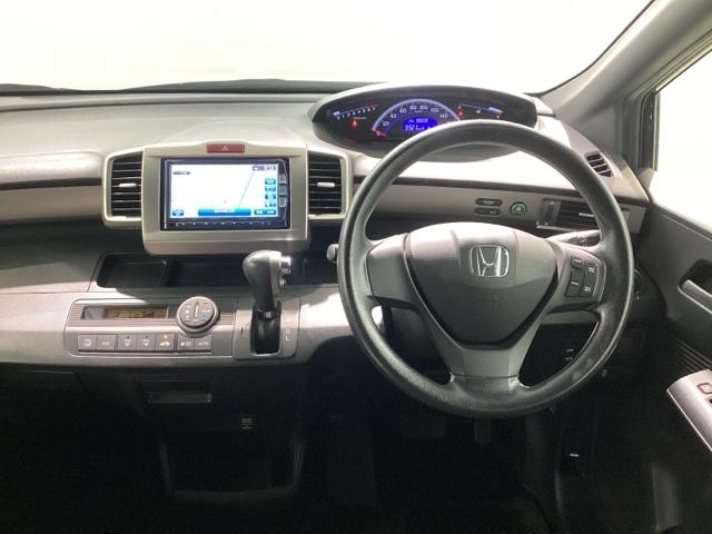 フリードスパイク ＧＬ　Ｂｌｕｅｔｏｏｔｈ・純正ナビ・リアカメラ・ＥＴＣ（9枚目）