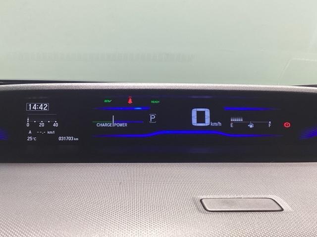 ステップワゴンスパーダ ｅ：ＨＥＶスパーダＧ・ＥＸホンダセンシング　Ｂｌｕｅｔｏｏｔｈ・純正ナビ・リアカメラ・ＥＴＣ２．０・前後ドラレコ・禁煙車・ＶＳＡ・カーテンエアバック・シートヒーター・電子パーキング・ブレーキホールド・両側電動スライドドア・取扱説明書・記録簿（18枚目）