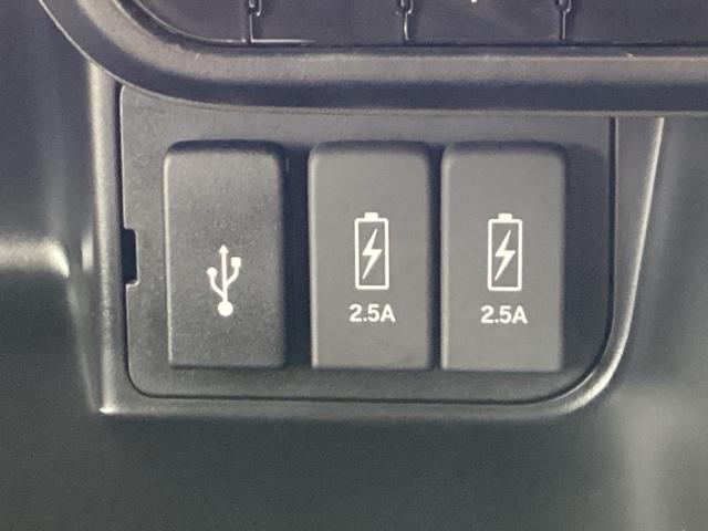 N-BOXカスタム G・EXホンダセンシング Bluetooth・純正ナビ・リアカメラ・ETC・ドラレコ・禁煙車・ワンオーナー・VSA・カーテンエアバック・両側電動スライドドア・オートA/C・LEDヘッドライト・取扱説明書・記録簿・スペアキー(13枚目)