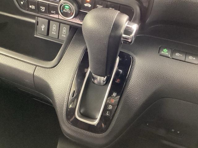 N-BOXカスタム G・EXホンダセンシング Bluetooth・純正ナビ・リアカメラ・ETC・ドラレコ・禁煙車・ワンオーナー・VSA・カーテンエアバック・両側電動スライドドア・オートA/C・LEDヘッドライト・取扱説明書・記録簿・スペアキー(14枚目)