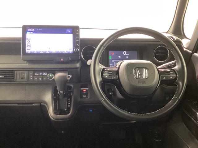Ｎ－ＢＯＸカスタム コーディネートスタイル　当社デモカー・Ｂｌｕｅｔｏｏｔｈ・純正ナビ・リアカメラ・リヤ席モニター・ＥＴＣ・前後ドラレコ・禁煙車・ＶＳＡ・カーテンエアバック・ブレーキホールド・大型ルーフコンソール・シートヒーター・取扱説明書（10枚目）