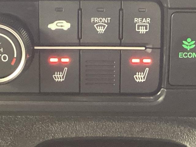 Ｎ－ＢＯＸカスタム コーディネートスタイル　当社デモカー・Ｂｌｕｅｔｏｏｔｈ・純正ナビ・リアカメラ・リヤ席モニター・ＥＴＣ・前後ドラレコ・禁煙車・ＶＳＡ・カーテンエアバック・ブレーキホールド・大型ルーフコンソール・シートヒーター・取扱説明書（15枚目）