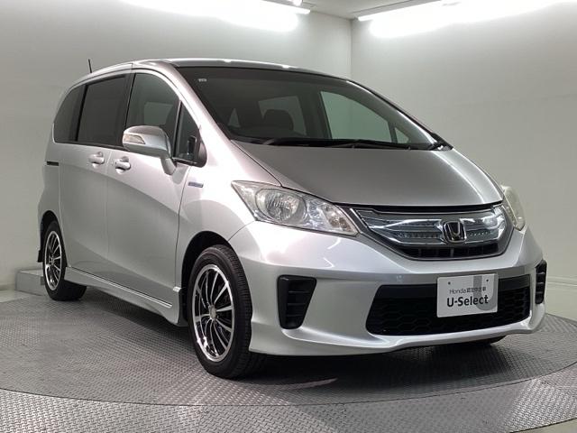 フリードハイブリッド ジャストセレクション　Ｂｌｕｅｔｏｏｔｈ・社外メモリーナビ・リアカメラ・ＥＴＣ・禁煙車・ＶＳＡ・ＳＲＳエアバック・クルーズコントロール・ＨＩＤヘッドライト・オートＡ／Ｃ・左側電動スライドドア・スマートキー・取扱説明書（32枚目）